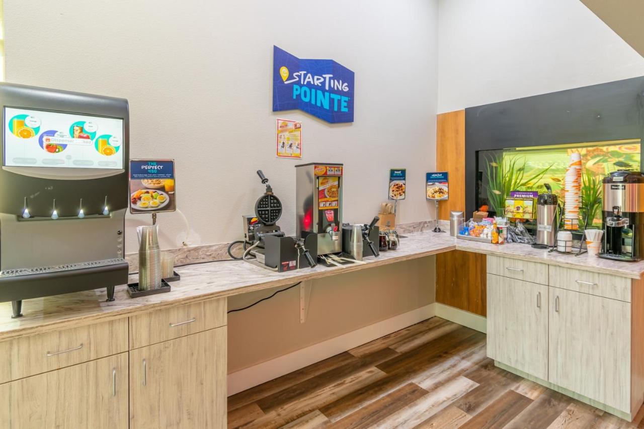 Clarion Pointe Galveston Seawall Εξωτερικό φωτογραφία