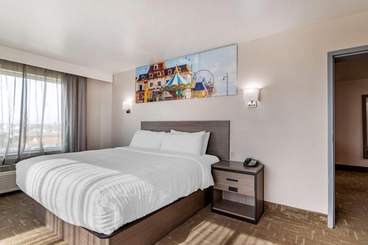 Clarion Pointe Galveston Seawall Εξωτερικό φωτογραφία