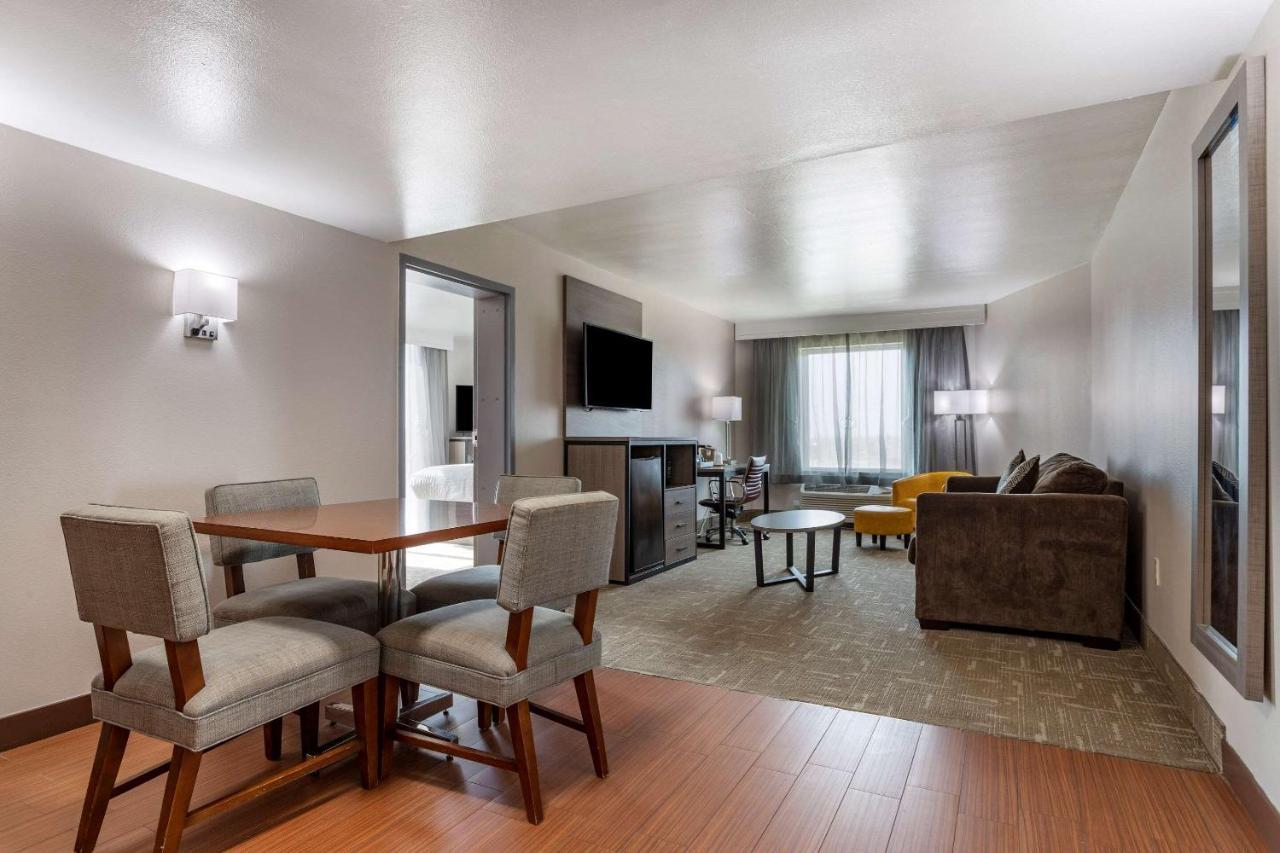 Clarion Pointe Galveston Seawall Εξωτερικό φωτογραφία