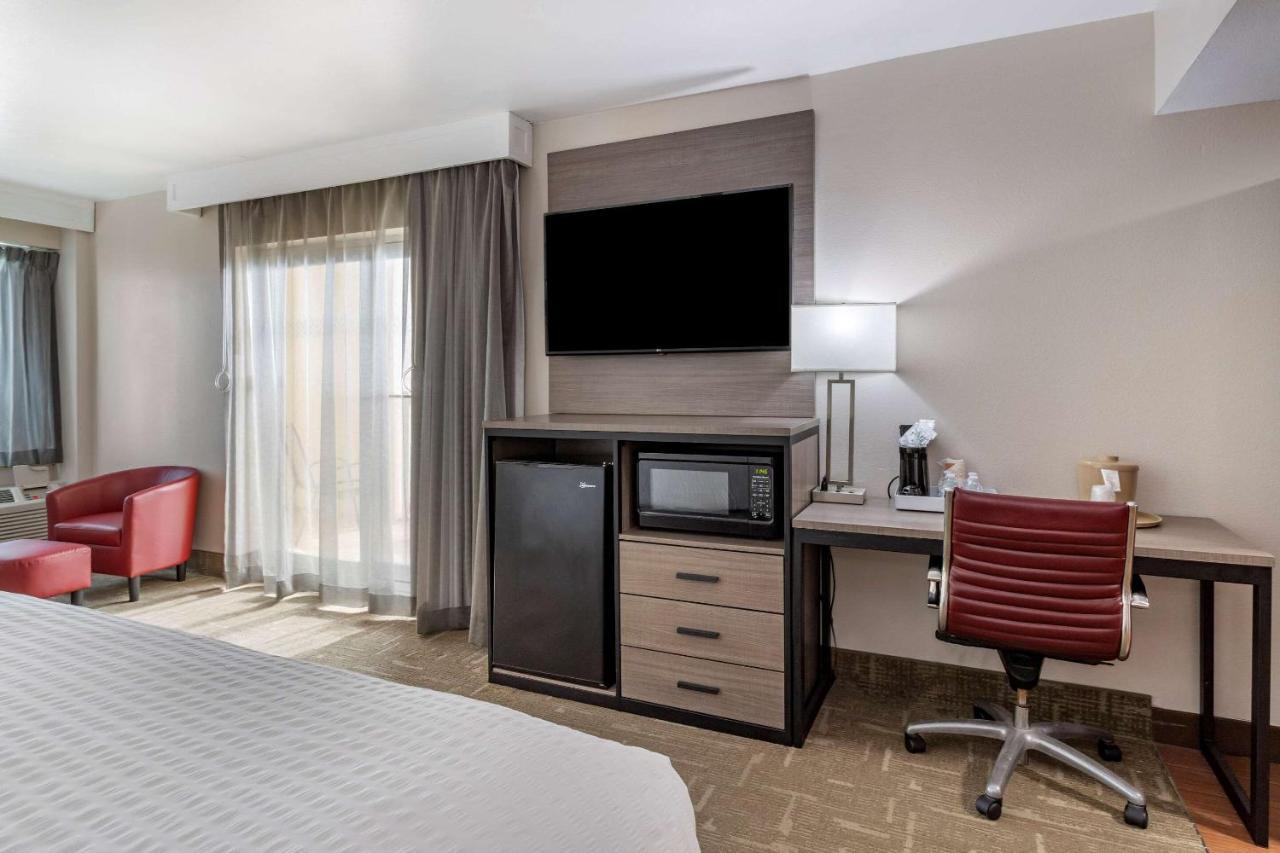 Clarion Pointe Galveston Seawall Εξωτερικό φωτογραφία