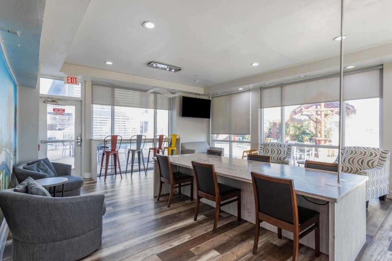 Clarion Pointe Galveston Seawall Εξωτερικό φωτογραφία